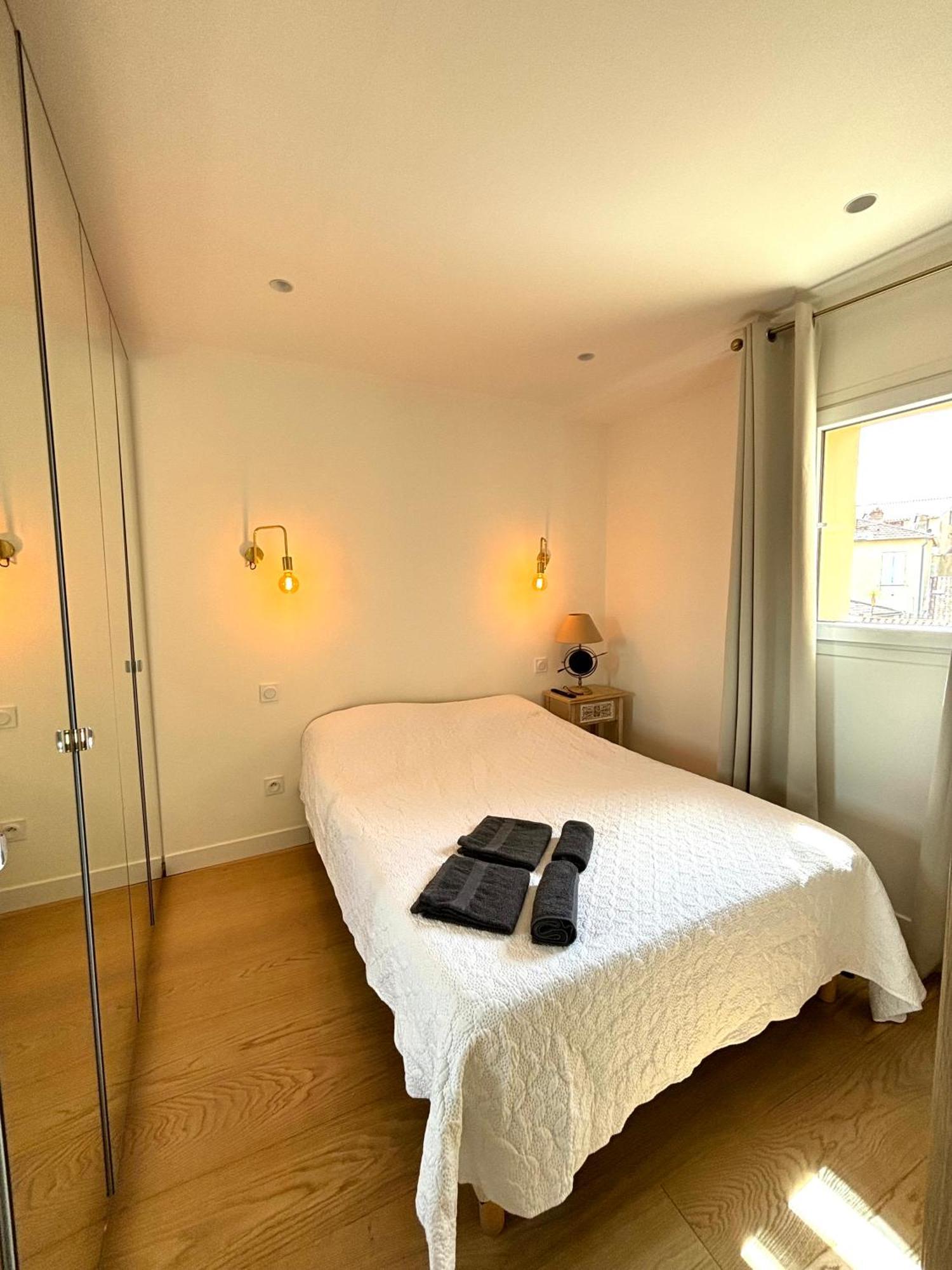 Апартаменты Duplex Old Town Antibes - New ! Экстерьер фото